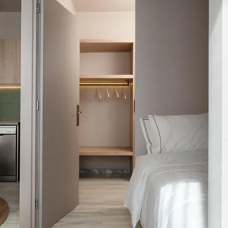 Num & Lofts