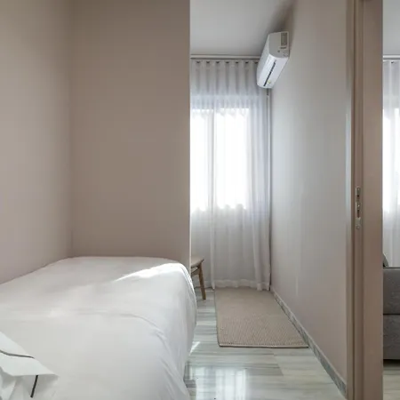 Num & Lofts Aparthotel Athens