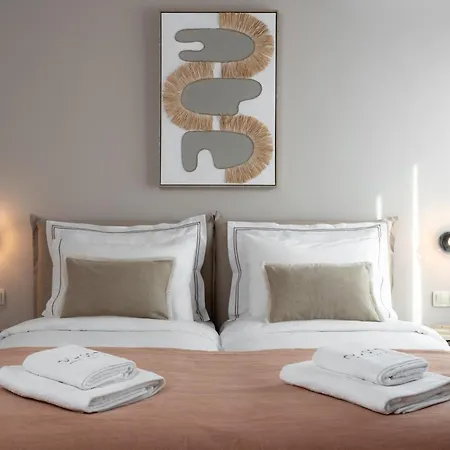 Num & Lofts * Atene