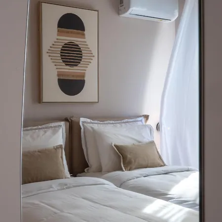 Aparthotel Num & Lofts