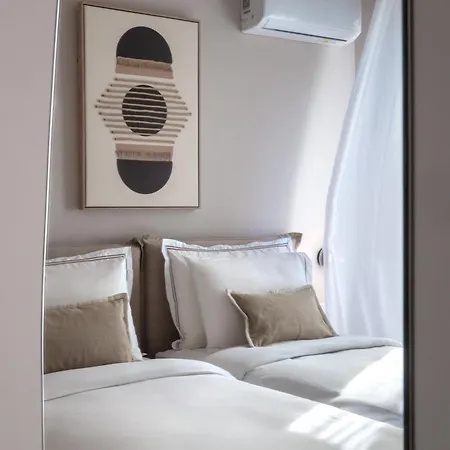Aparthotel Num & Lofts *