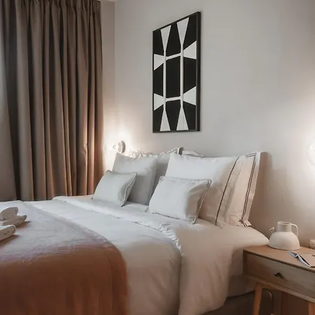 Aparthotel Num & Lofts