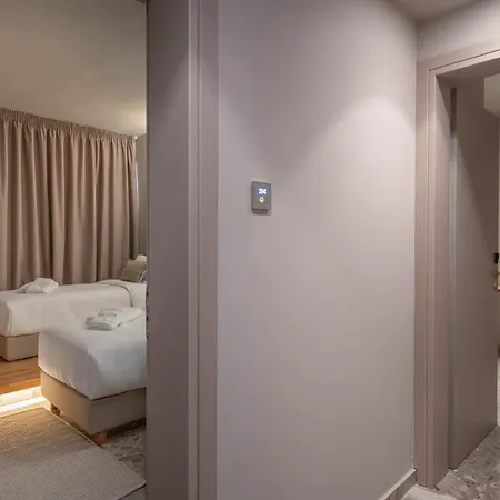 Num & Lofts Aparthotel Atene