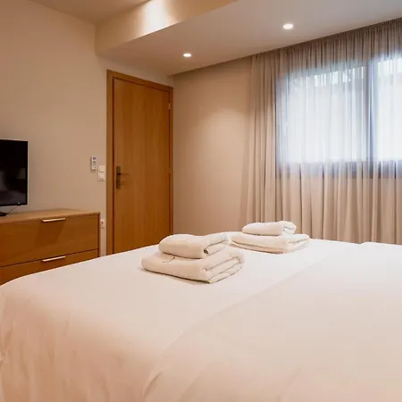 Aparthotel Num & Lofts