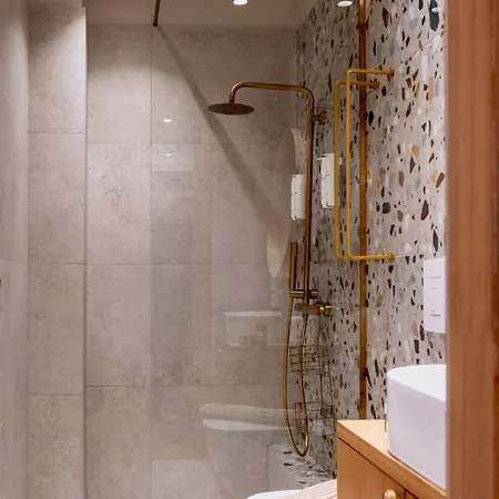 Num & Lofts Atene